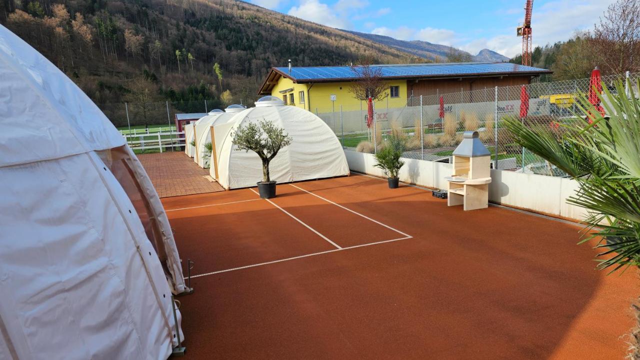 Hotel Fitnexx Zelt-Dorf Balsthal Exterior foto